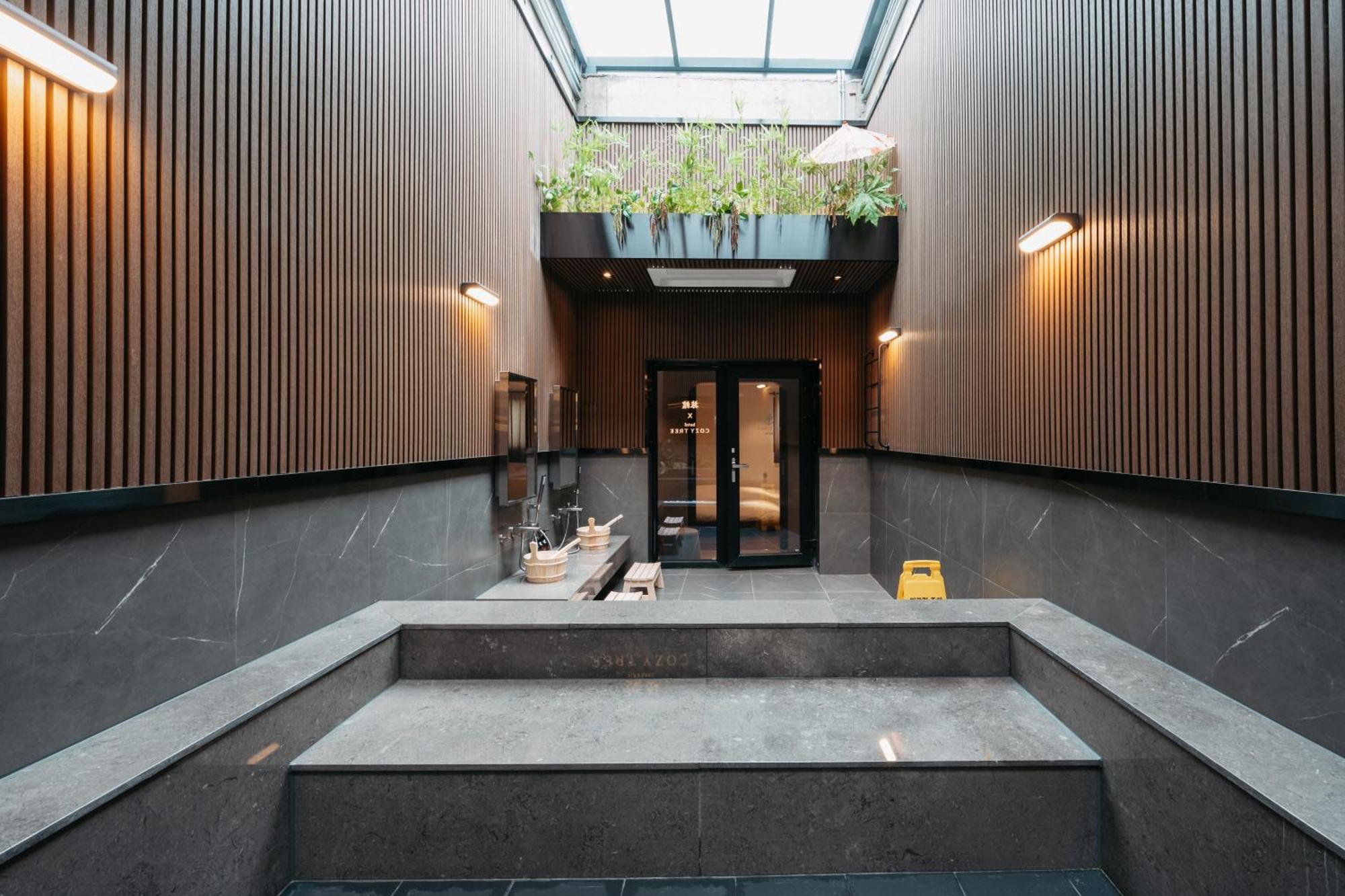 Cozy Tree Hotel Seomyeon Busan Ngoại thất bức ảnh