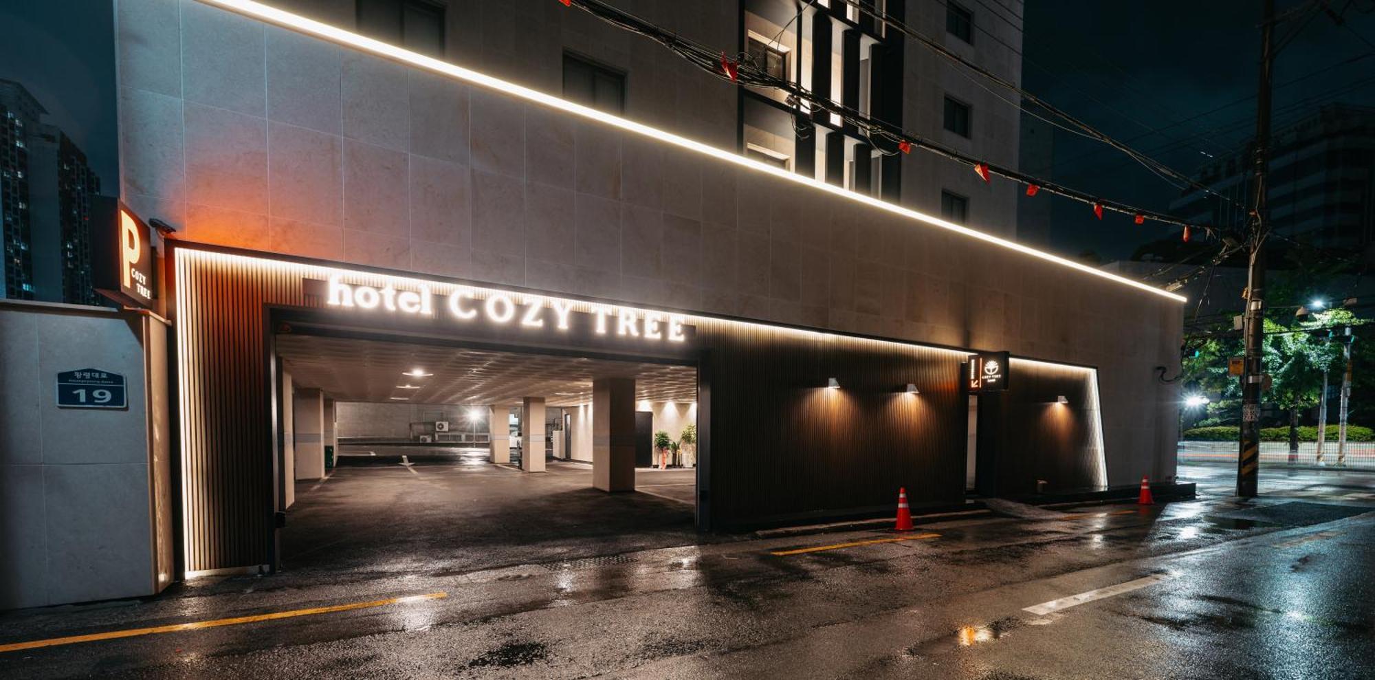 Cozy Tree Hotel Seomyeon Busan Ngoại thất bức ảnh