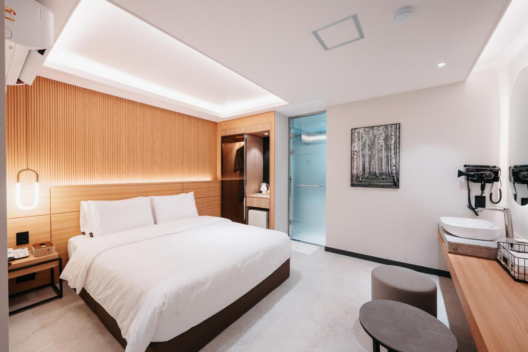 Cozy Tree Hotel Seomyeon Busan Phòng bức ảnh