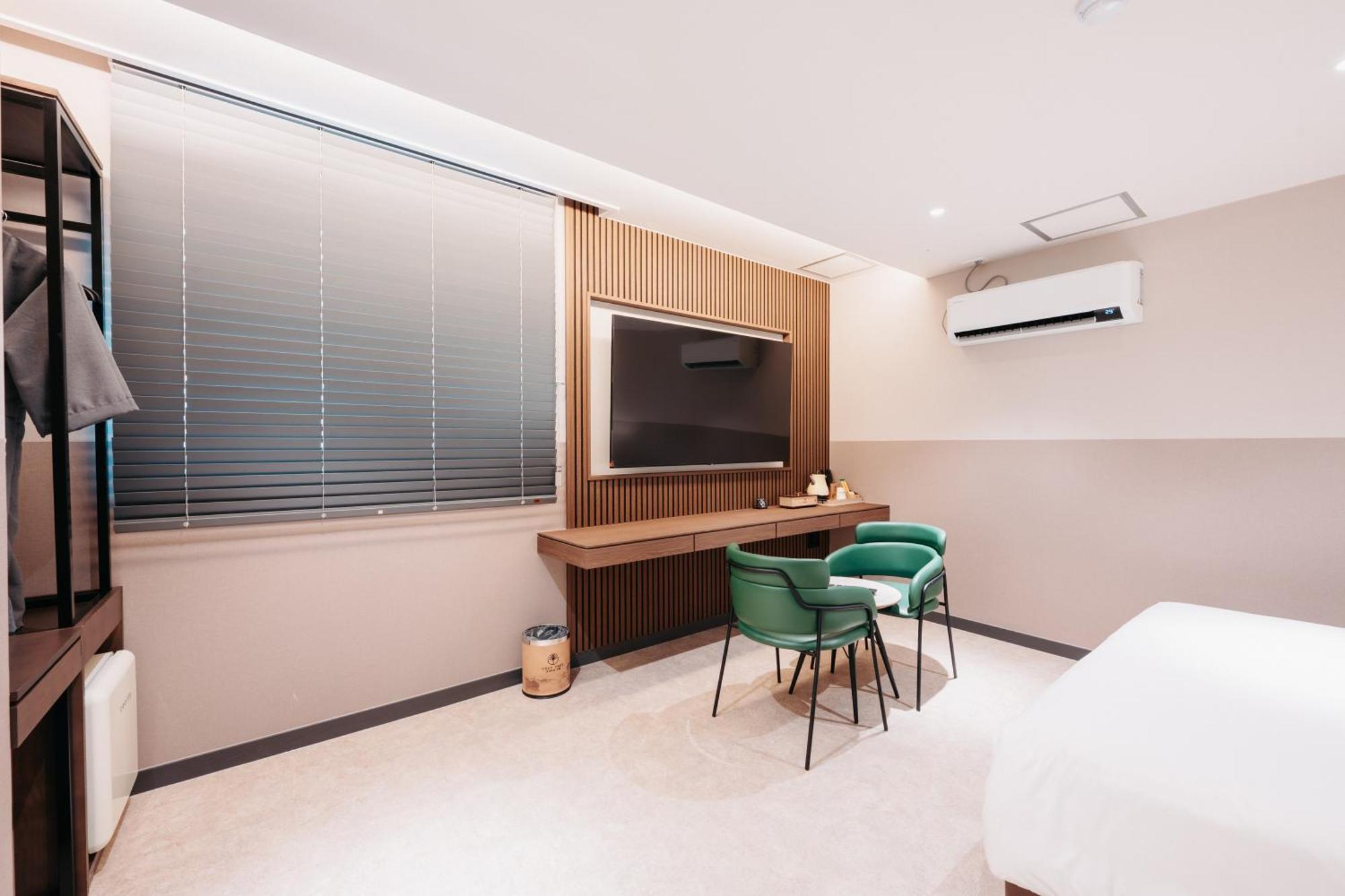 Cozy Tree Hotel Seomyeon Busan Phòng bức ảnh