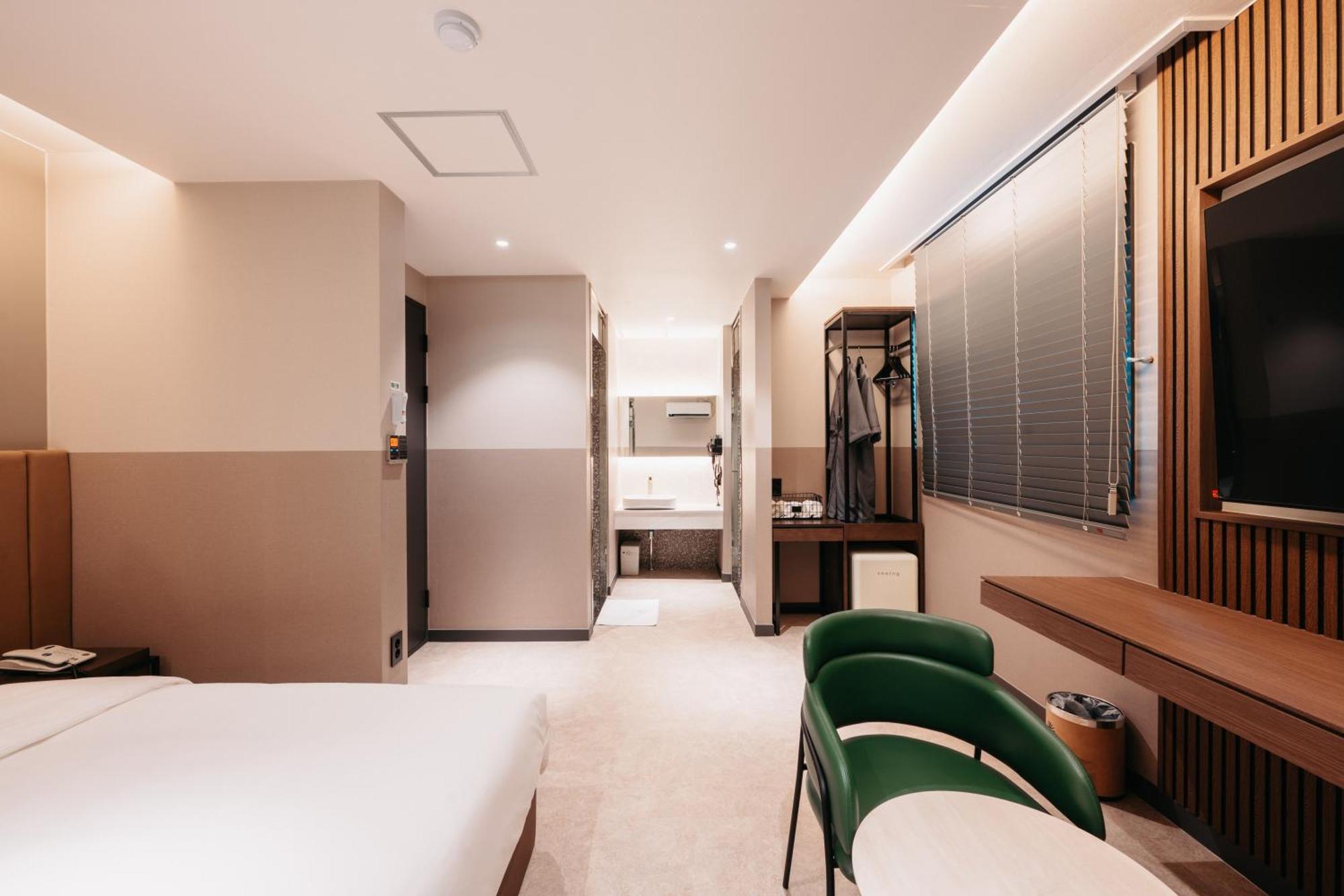 Cozy Tree Hotel Seomyeon Busan Phòng bức ảnh